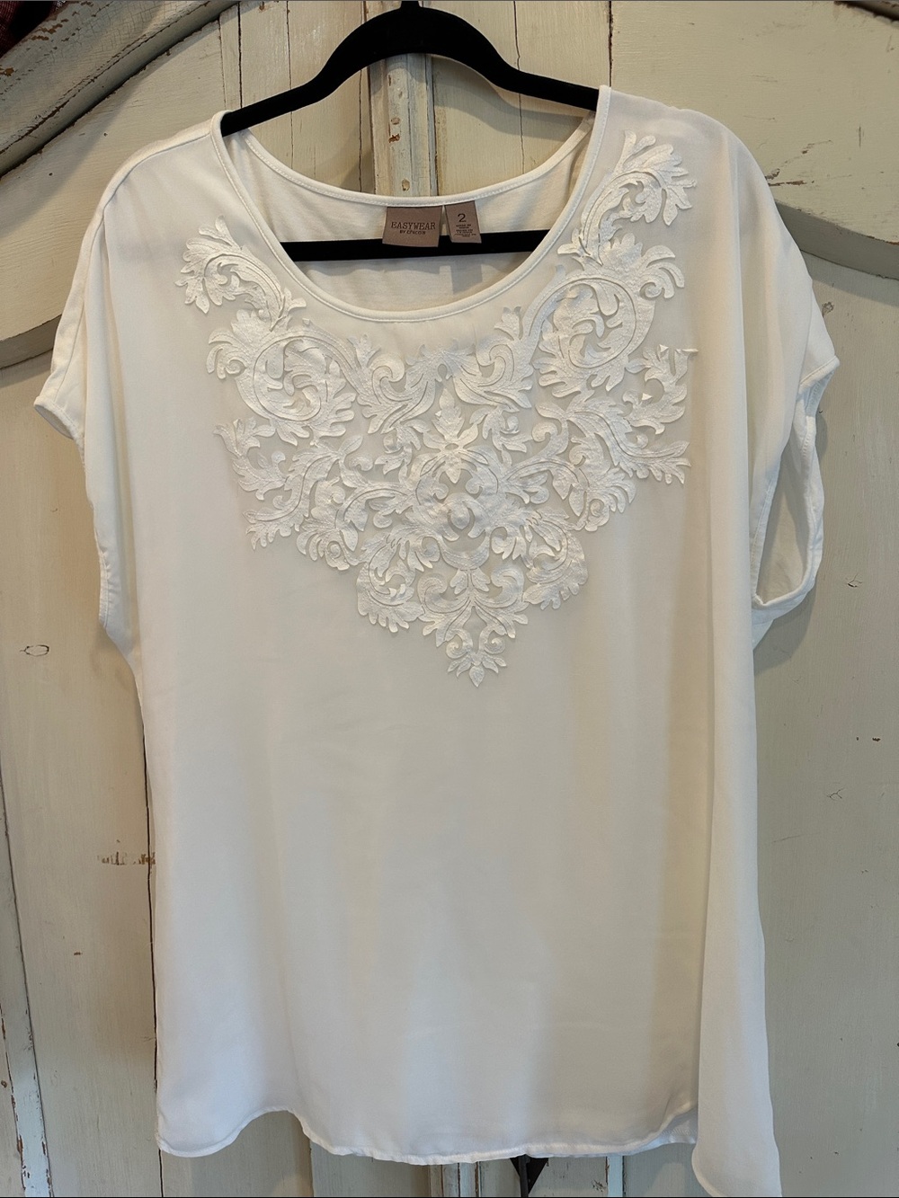 Chico's White Embroidered Scoop Neck Blouse